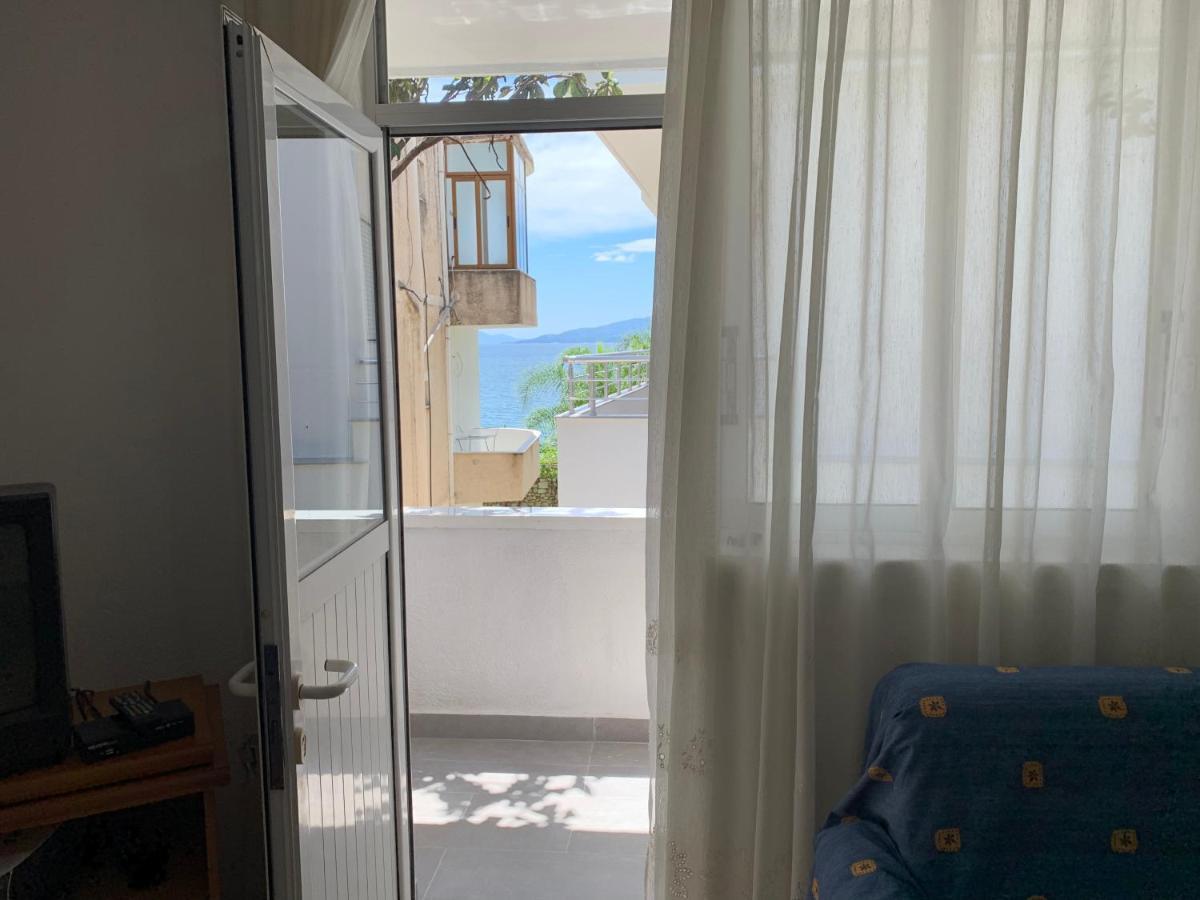 Duka Apts Sarande Exterior photo